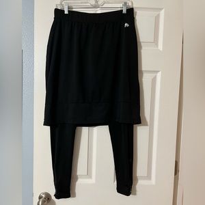 SOLD EUC Large Snoga Athletic Skirt